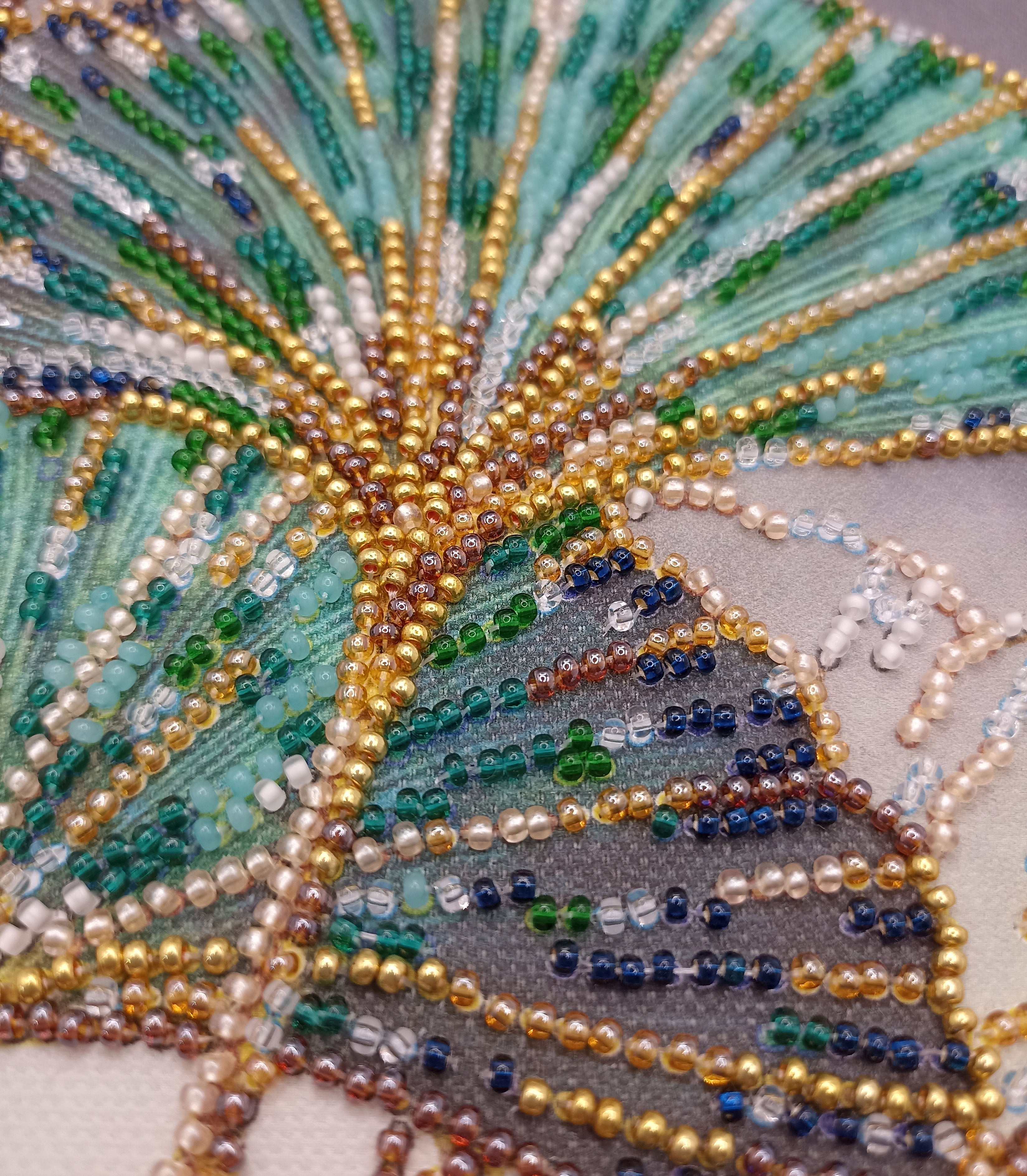 Mid-sized Bead Embroidery kit - Emerald leaves